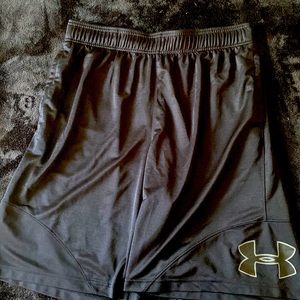 Mens “Under Armor” XL Basketball Athletic Shorts! Drawstring & Deep Pockets!